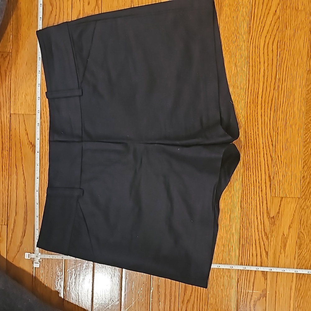5" black "signature" shorts